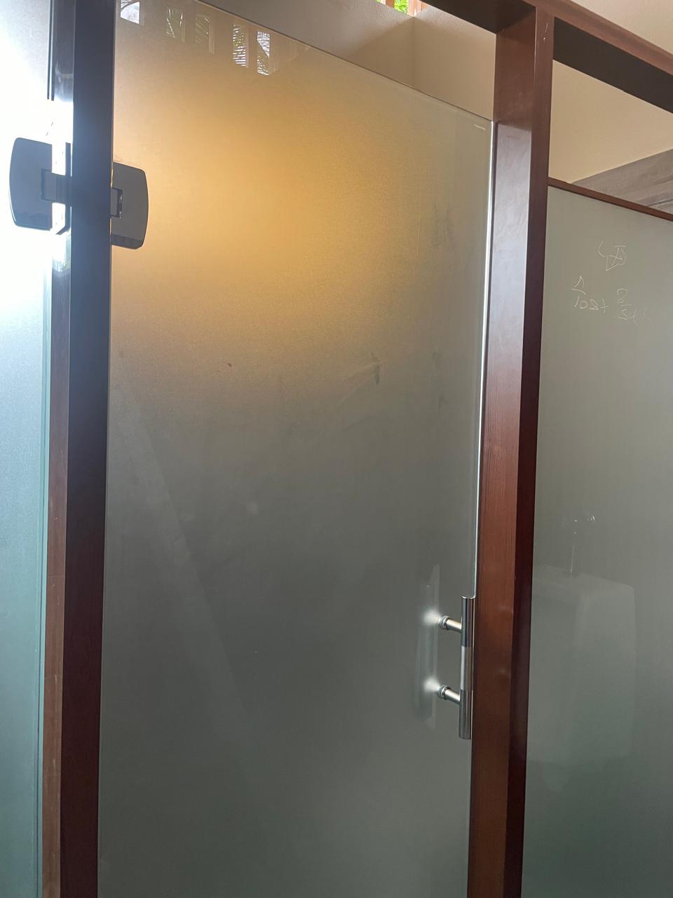 WhatsApp Image 2025-03-20 at 11.00.49